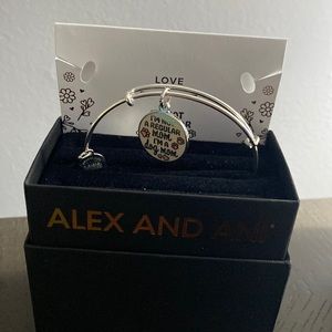 NWT Alex and Ani Dog Mom Bracelet